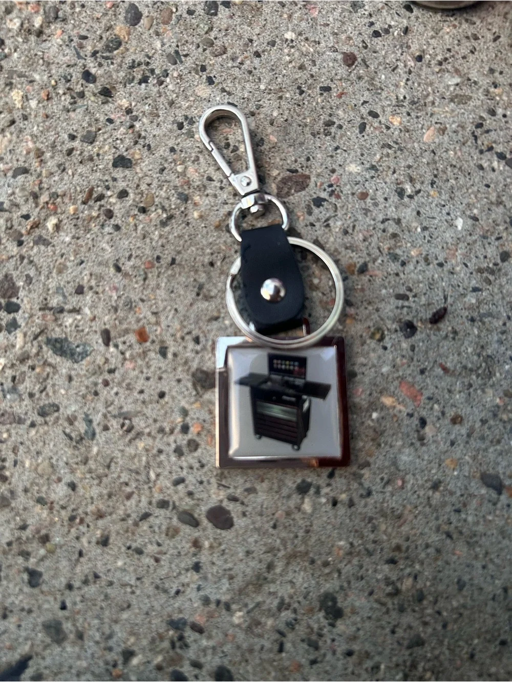 Snap-on Logo Keychain in Silver and Black with Red Logo